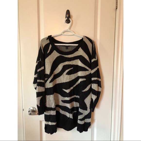 Torrid Zebra pull over sweater - Picture 2 of 5